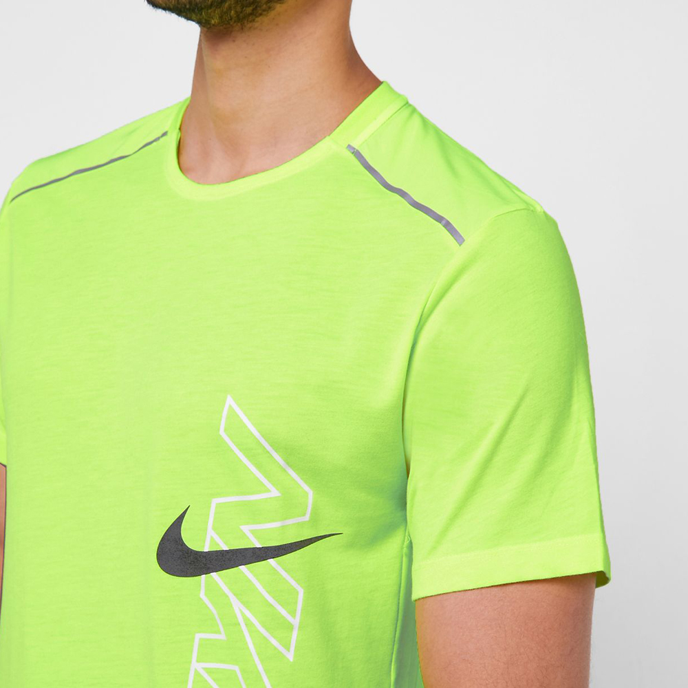 Tricou bărbătesc Nike M NK DF BRTHE RISE 365 H SS GX L Verde deschis photo 3